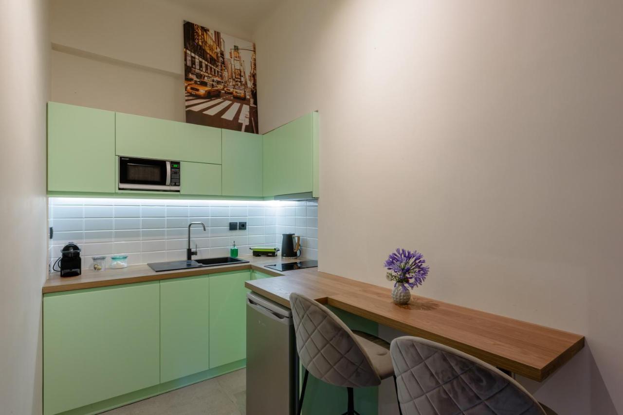 Galio Suites Airport By Airstay สปาตา ภายนอก รูปภาพ